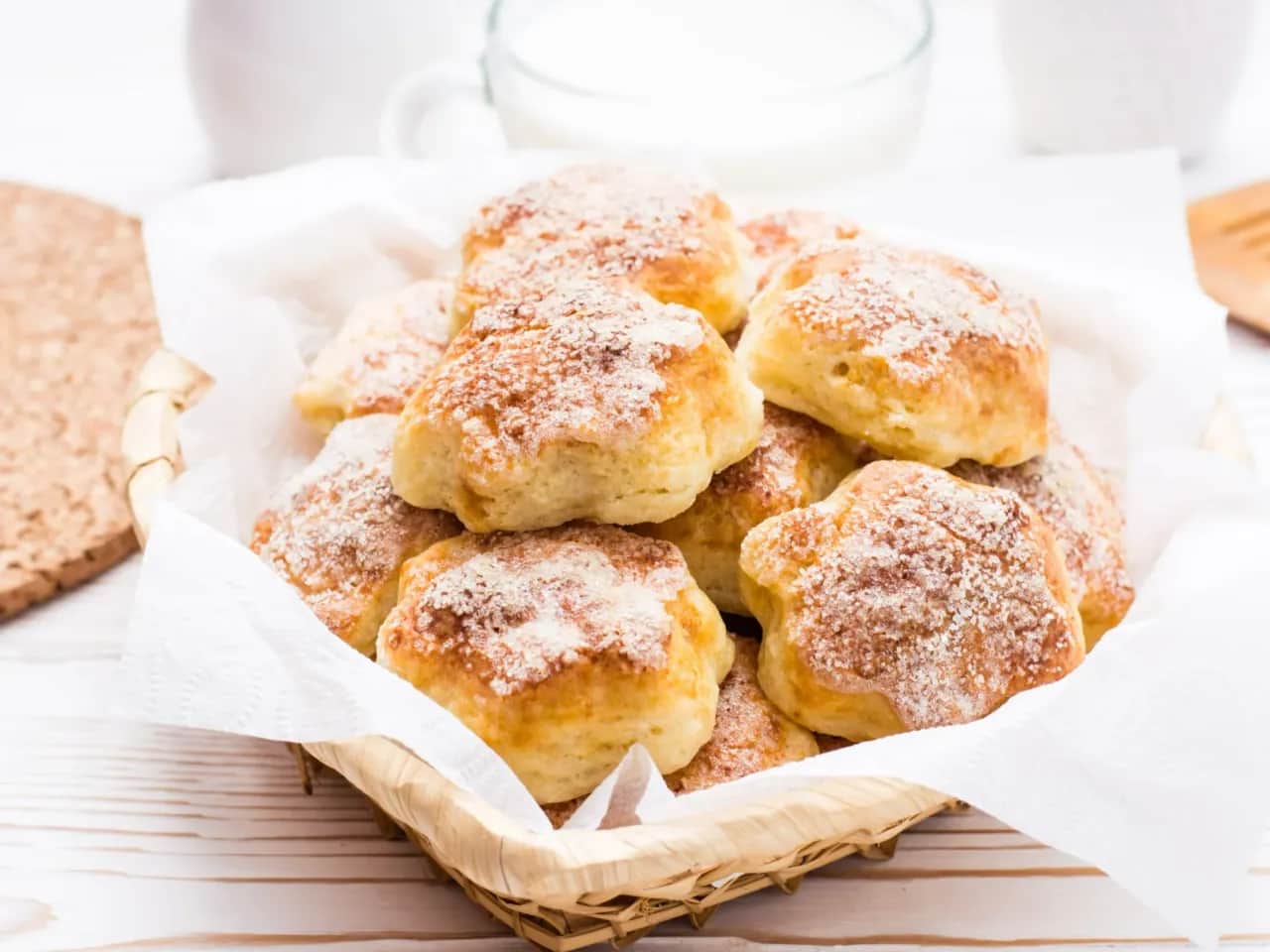 Jak zmiękczyć twarde ciastka? Sprawdzone metody, które działają