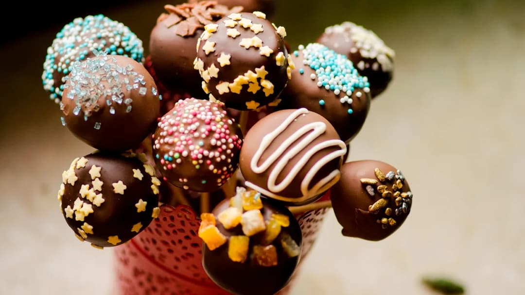 Cudowne ciastka na patyku jak lody – łatwe przepisy i porady